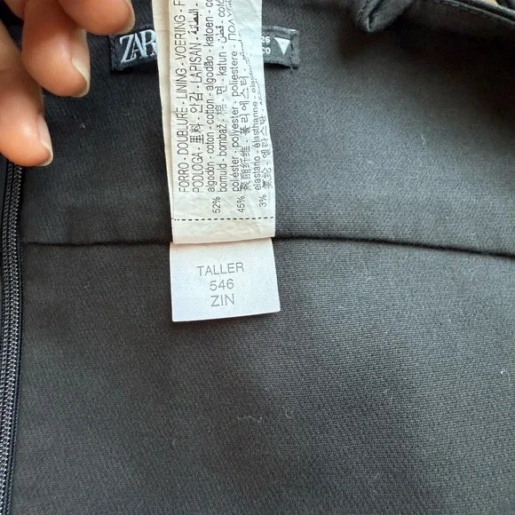 Zara Black Sleeveless Fitted Crop Camisole - Picture 3 of 9